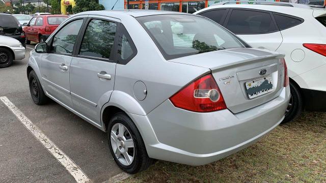 Fiesta sedan 2008 - Foto 2