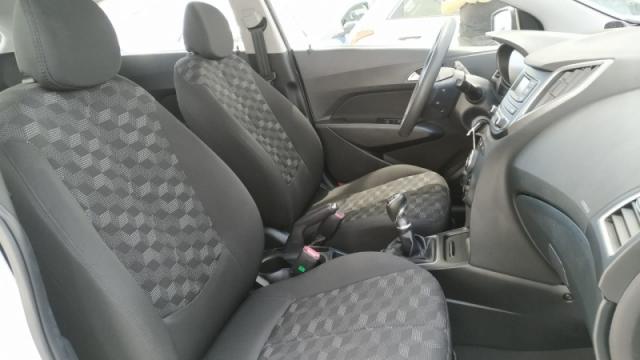 HYUNDAI HB20 1.6 COMFORT PLUS 16V FLEX 4P MANUAL. - Foto 7