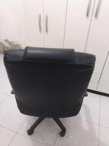 CADEIRA de ESCRITÓRIO GIRATÓRIA - Foto 4