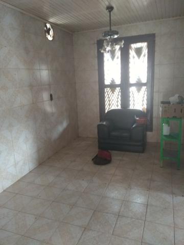 Alugo Casa no centro com espaco para comercio - Foto 12