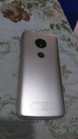 Vendo esse telefone usado motog5 - Foto 2