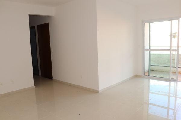 Apartamento com 3 quartos no Condomínio Residencial Lakeside - Bairro Residencial Itaipu - Foto 7