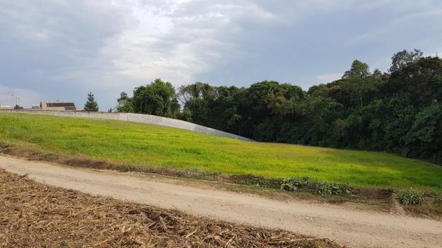 Chácara a 2min da prefeitura de Campo Magro, com matrícula -ao lado de condomínio