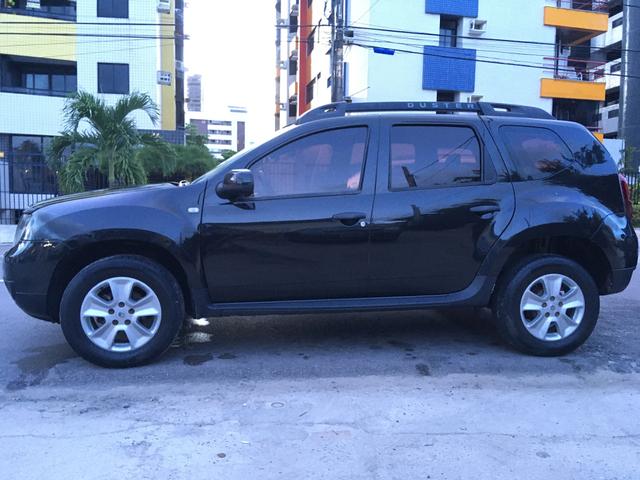 DUSTER Expression 1.6 16v 15/16 Flex 4P ZERADO. R$40.900 - Foto 4