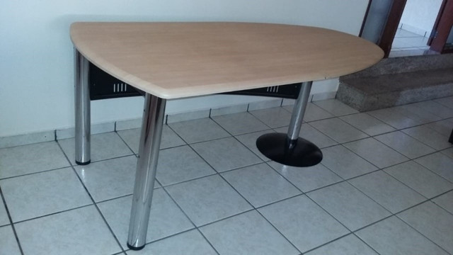 Mesa para escritório - Foto 2