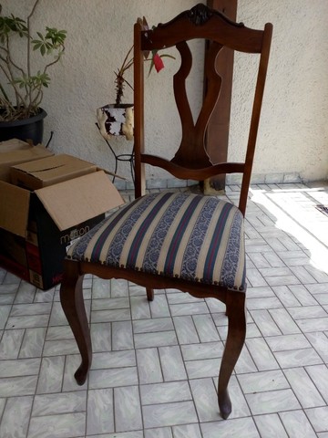 Cadeira Antiga Clássica - anos 50 - Jabaquara