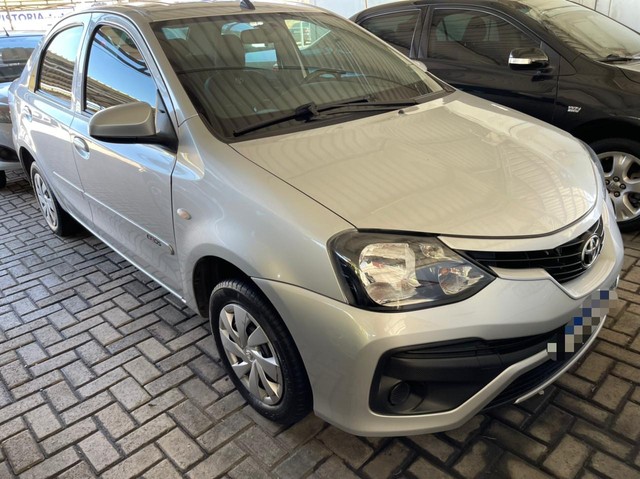 ETIOS X 1.5 SEDAN AUTOMATICO ANO 2019