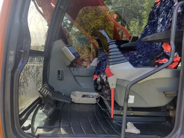 Escavadeira hidráulica Doosan DX180 - Foto 5