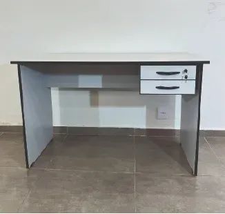 Mesa de Escritório