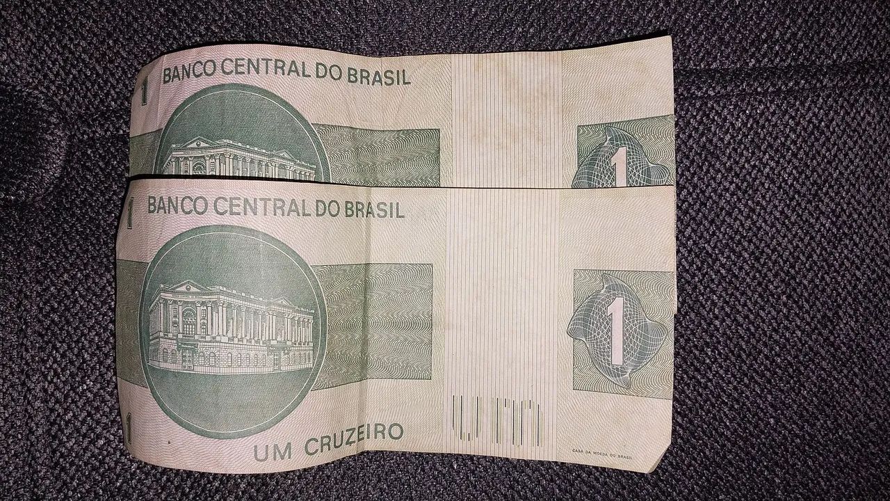 Céduls de 1 Cruzeiro - Foto 2
