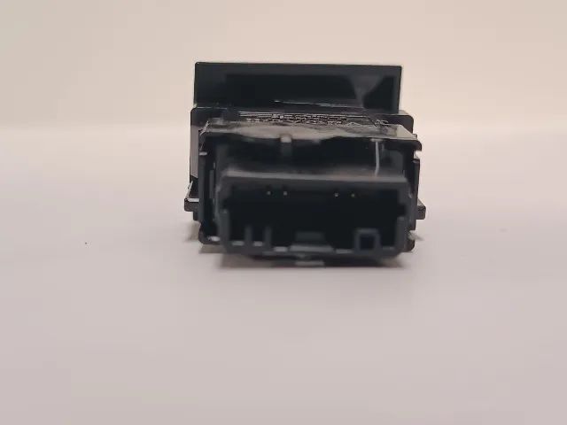 Botão Alerta Toyota Corolla - 2020 À 2023 - 4 Fios | Usado/Original - Foto 4