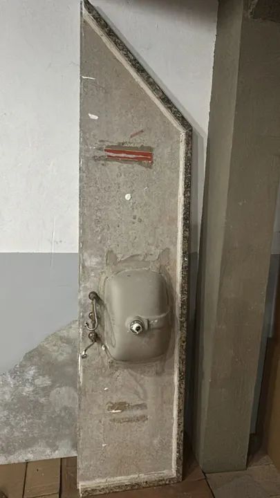 Pia para banheiro grande com tampo de granito de alto padrão, cuba incepa, misturador deca - Foto 4