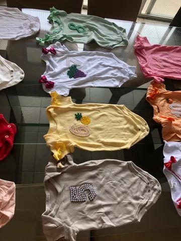 Boby de mesversario  tema frutas  - Foto 2
