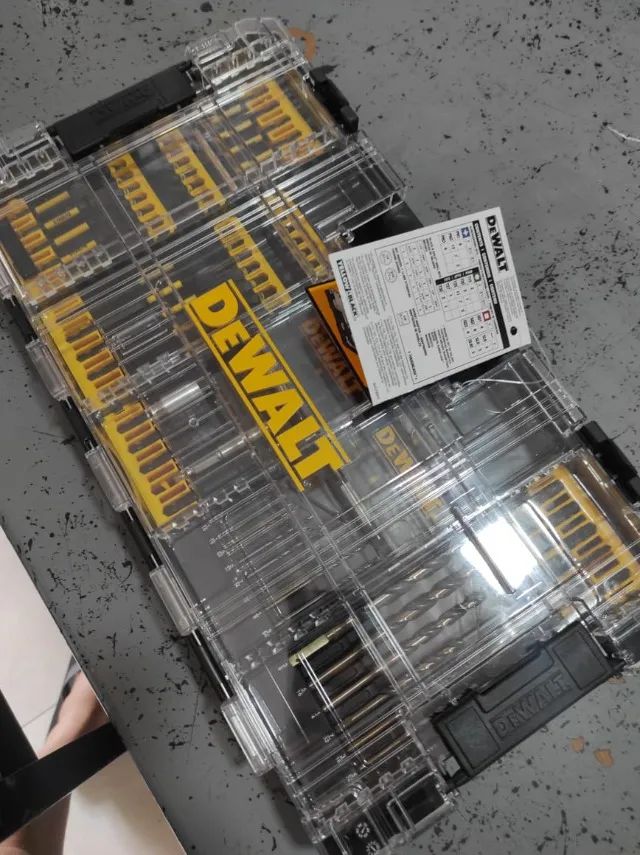 dwangft100set MALETA DeWALT flextorq importada - Foto 2