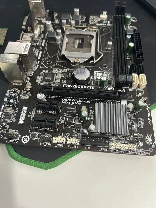 Placa mãe Gigabyte H81M-H