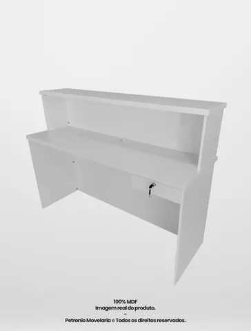 Bancada de recepção reta com frente amadeirada tampo de 30mm