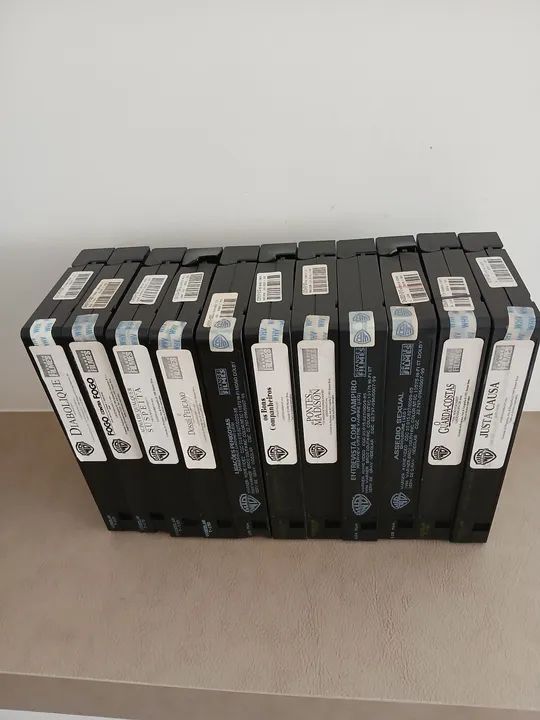Lote Com 11 Fitas Vhs da Warner - Novíssimas - Foto 4