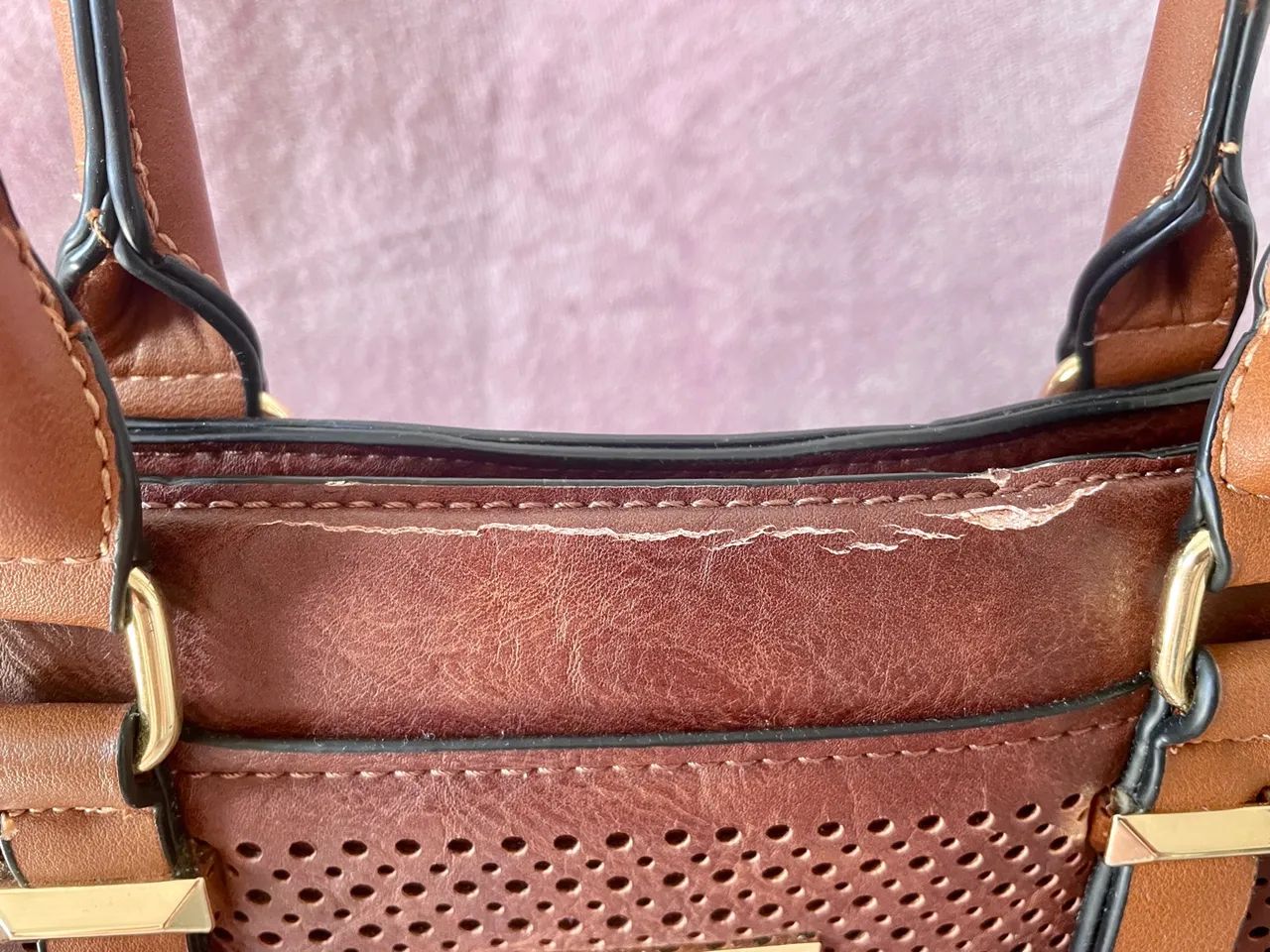 bolsa marrom com repartição golden fênix - Foto 2