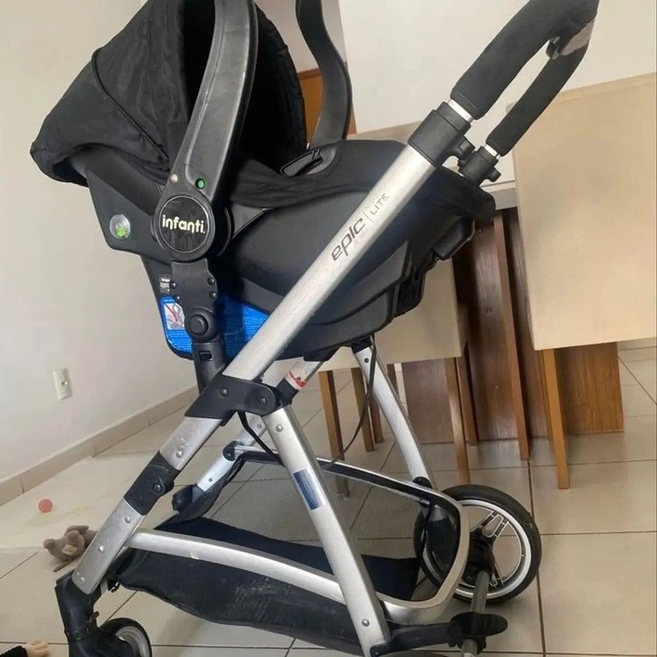 Carrinho de bebê Infanti Travel System Epic Lite Onyx - Foto 3