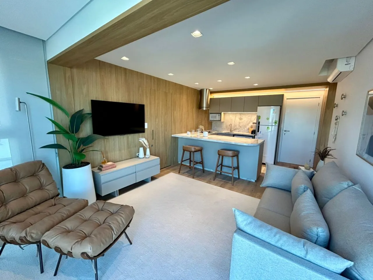 Apartamento para Locação em Itajaí, Praia Brava de Itajaí, 2 dormitórios, 1 suíte, 1 banhe