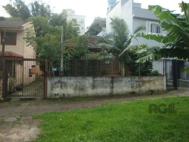 Ótimo terreno em Porto Alegre/Rs, no bairro Chácara das Pedras. Imediações da rua Moema. E - Foto 3