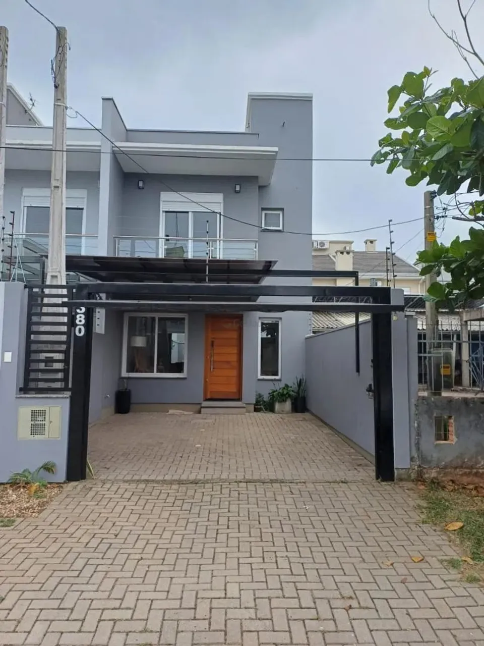 Sobrado à venda em Canoas, Igara - Ótima localização! REF: G4897