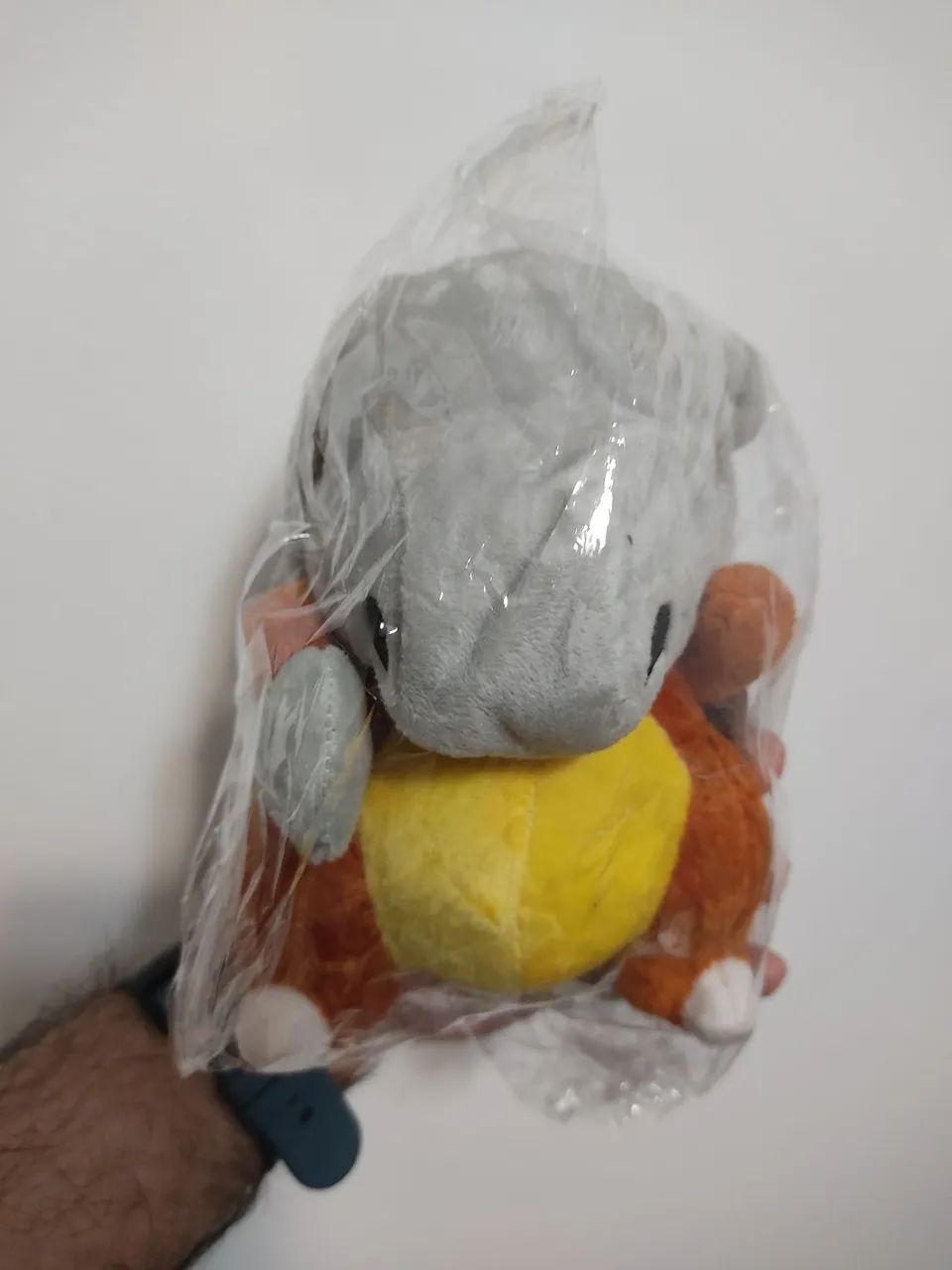 Pokémon Cubone de Pelúcia  - Foto 3