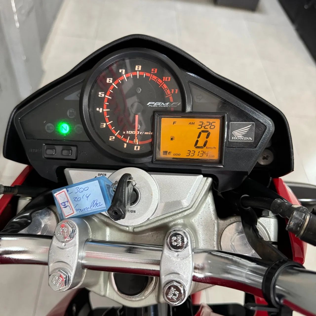 HONDA CB 300 IMPECÁVEL  - Foto 3