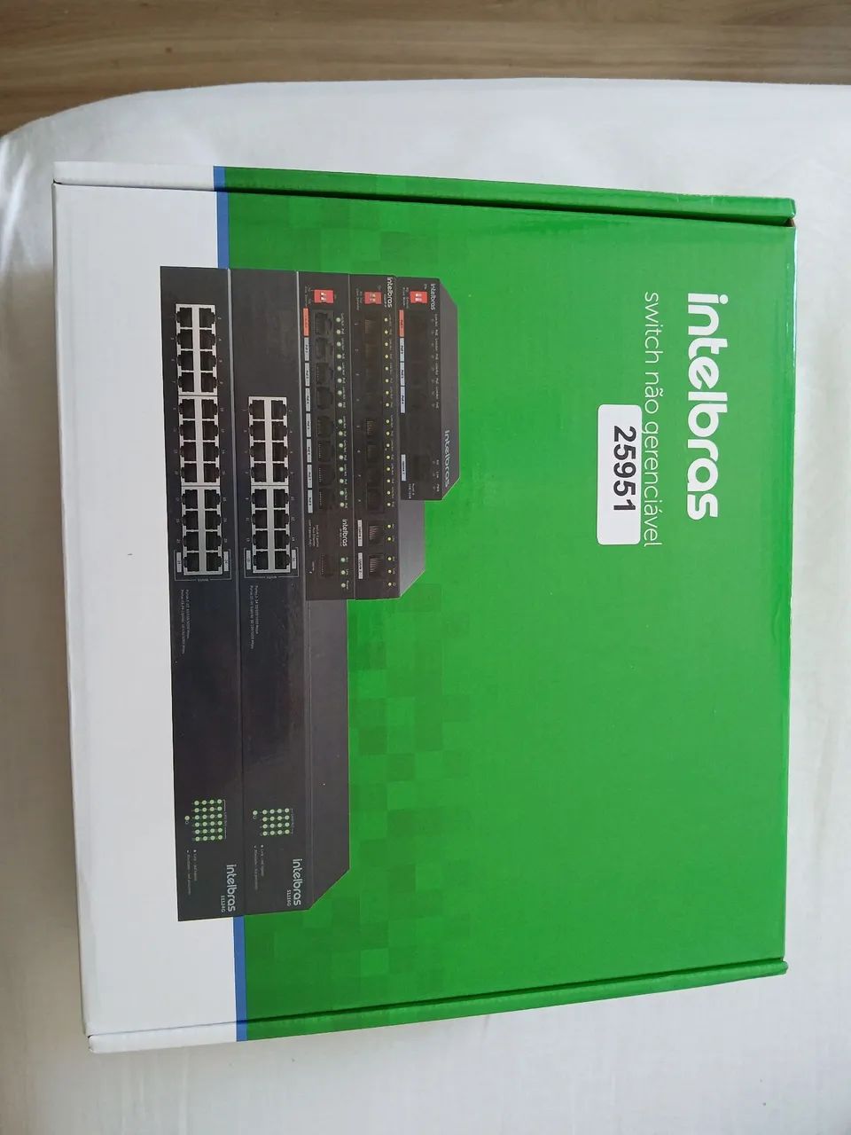 Switch POE Intelbras S1105F-P64231148321409120