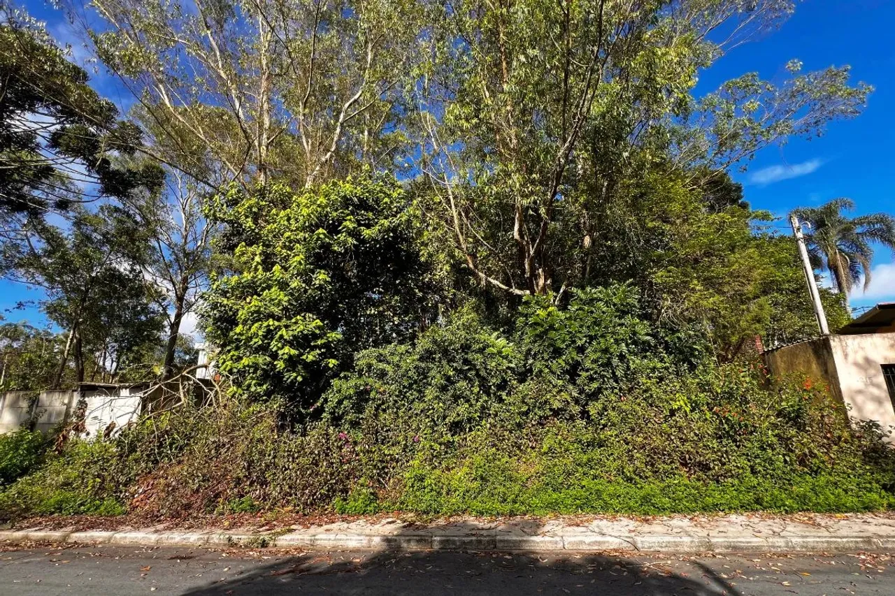 Terreno residencial para venda em Ouro Fino, 1,200m²