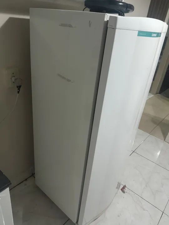 Geladeira Pequena - Ideal para Apartamentos - Foto 4