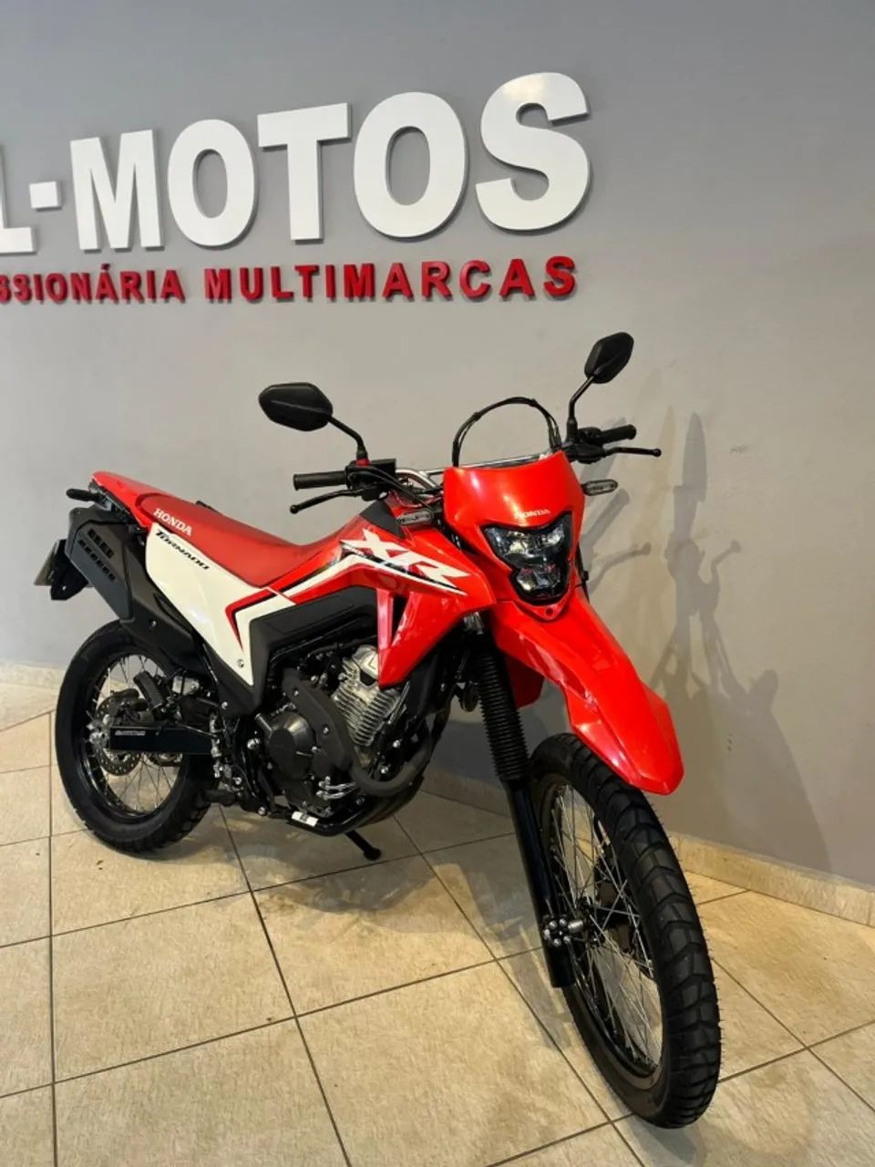 XR TORNADO 300