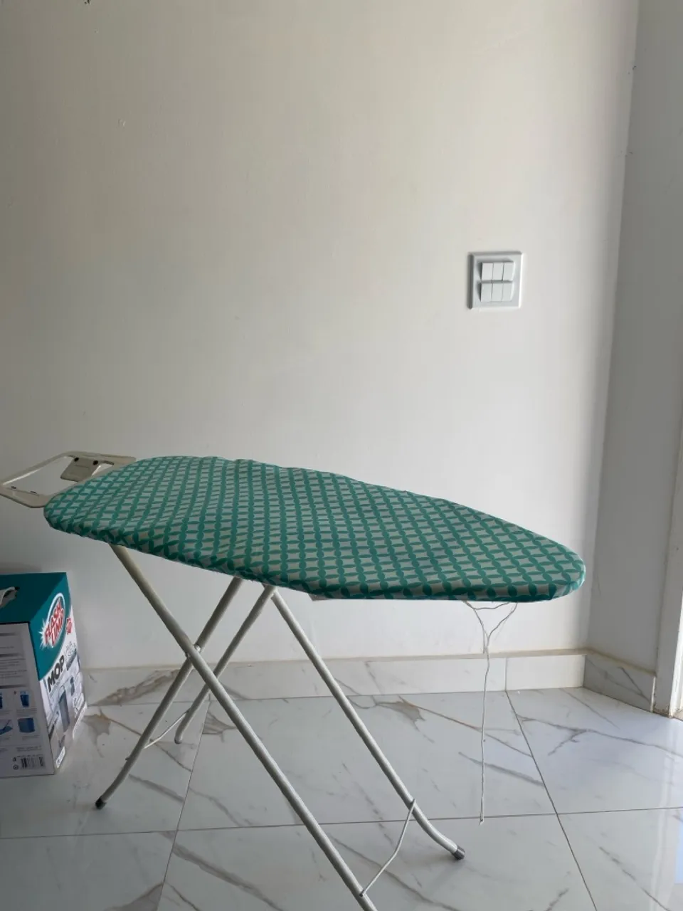 Tábua de Passar Roupa Dobrável