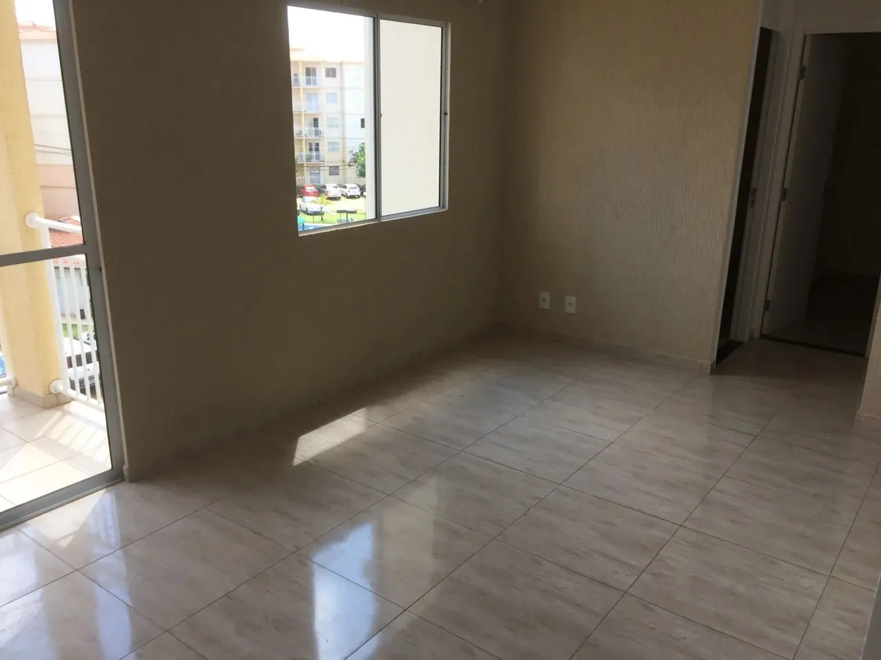 Apartamento para locação com 2 quartos em Condomínio Praças Ipê Branco - Sumaré/SP