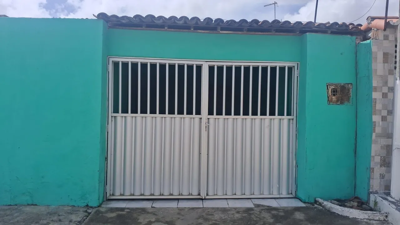 Casa grande com garagem 