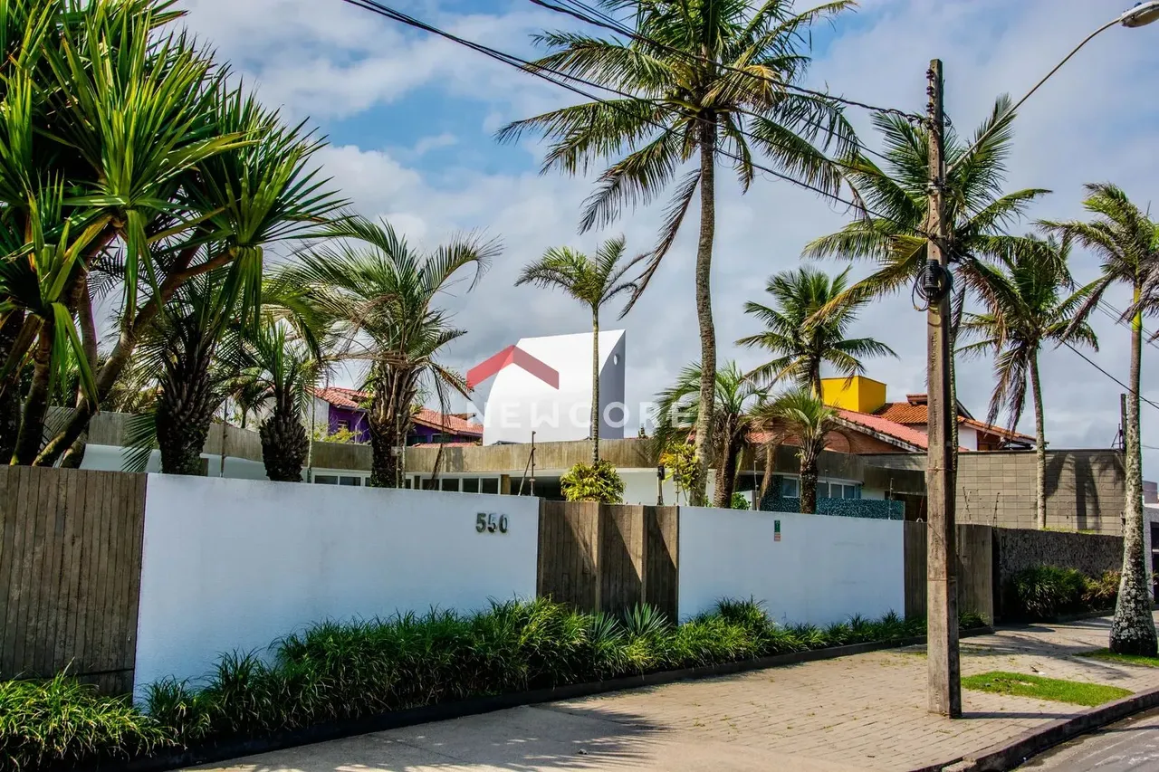 Casa em Avenida Governador Mário Covas Júnior - Cibratel II - Itanhaém/SP