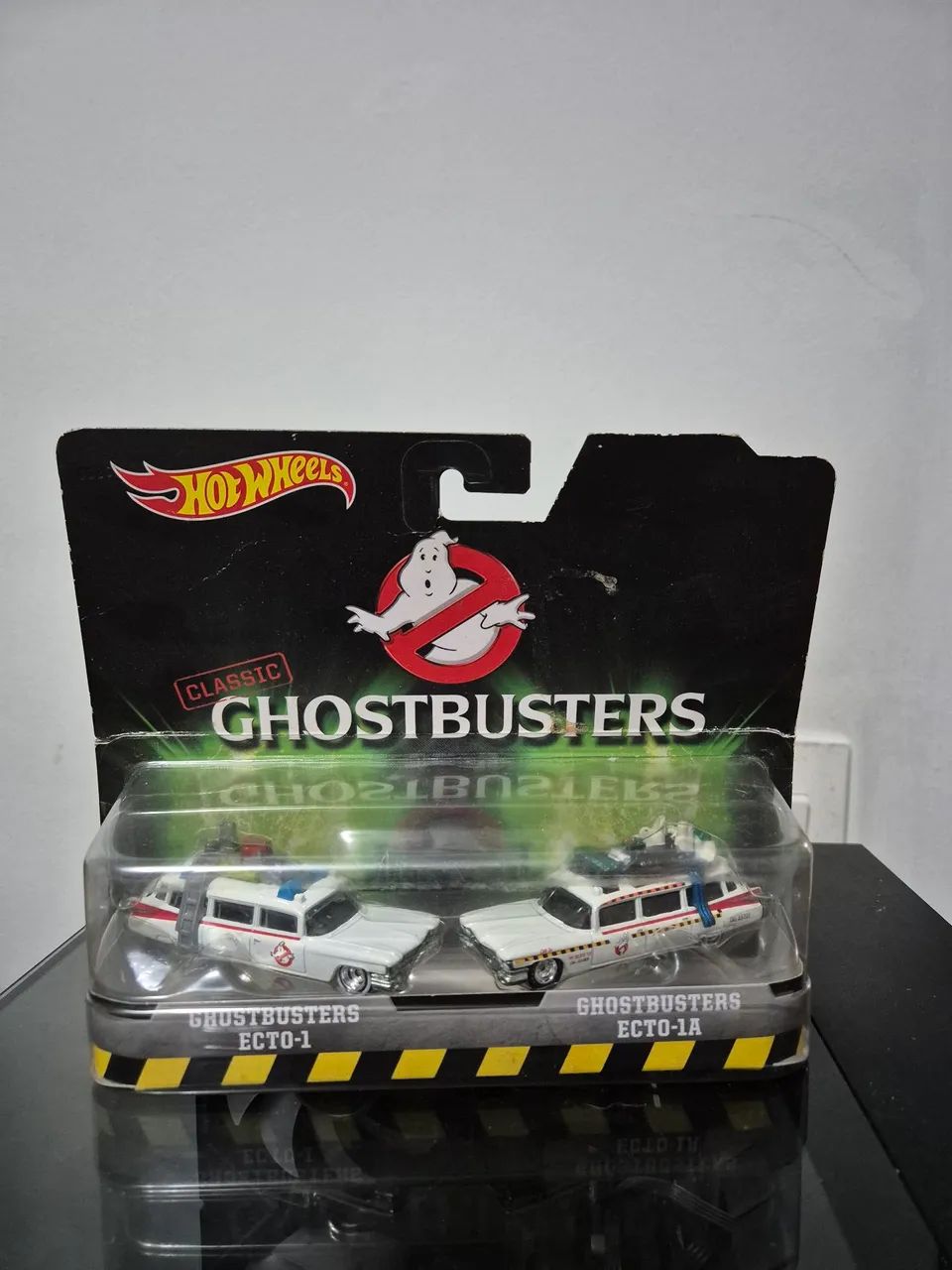 Hot Wheels Ghostbusters Ecto-1 e Ecto-1A - Hobbies e coleções