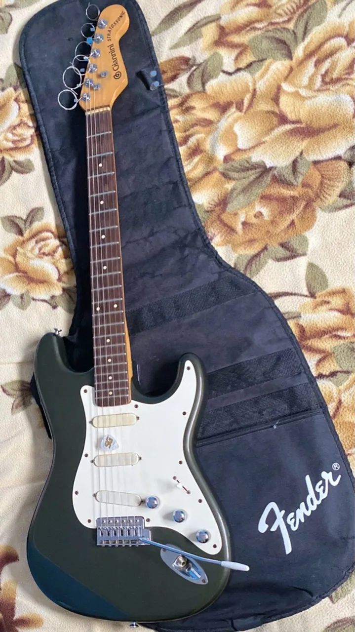 Guitarra Elétrica giannine modelo Fender Stratossonic - Foto 2