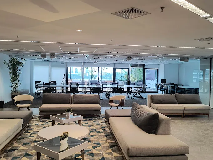 Sala/Conjunto para aluguel possui 1500 metros quadrados Mobiliado em Pinheiros - São Paulo