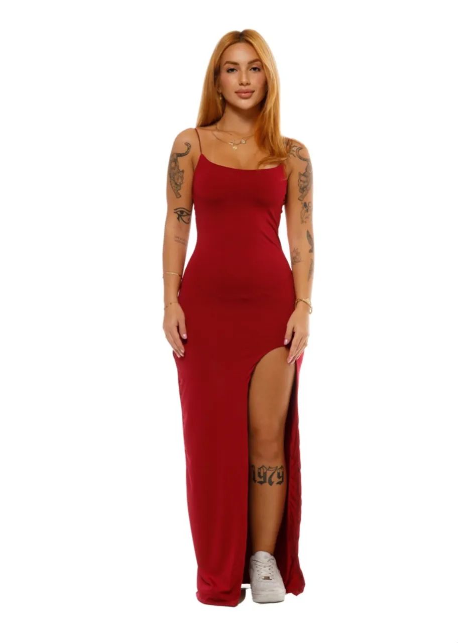 Vestido Longo Vermelho com Fenda Lateral - Foto 3
