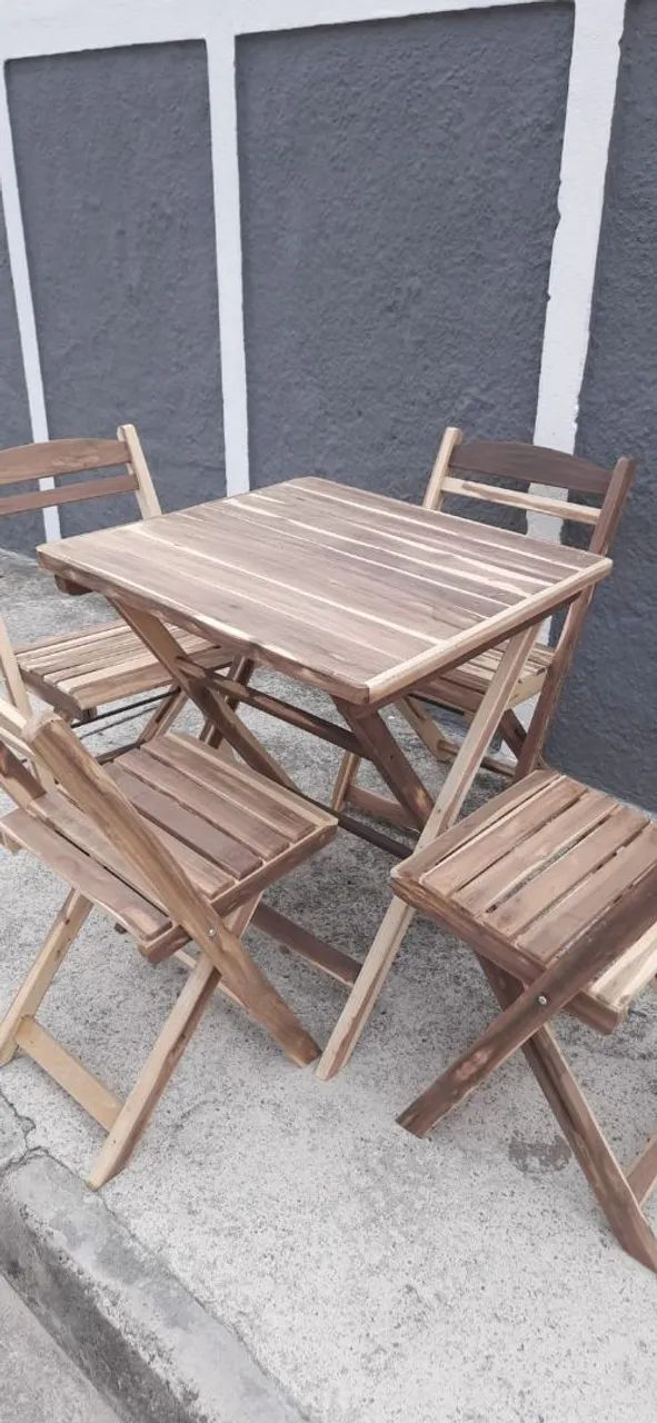 Conjunto de Mesa e Cadeiras Dobráveis
