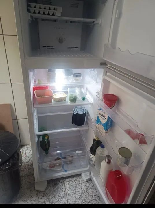 Geladeira Duplex Electrolux Branca 400 Litros - Foto 2