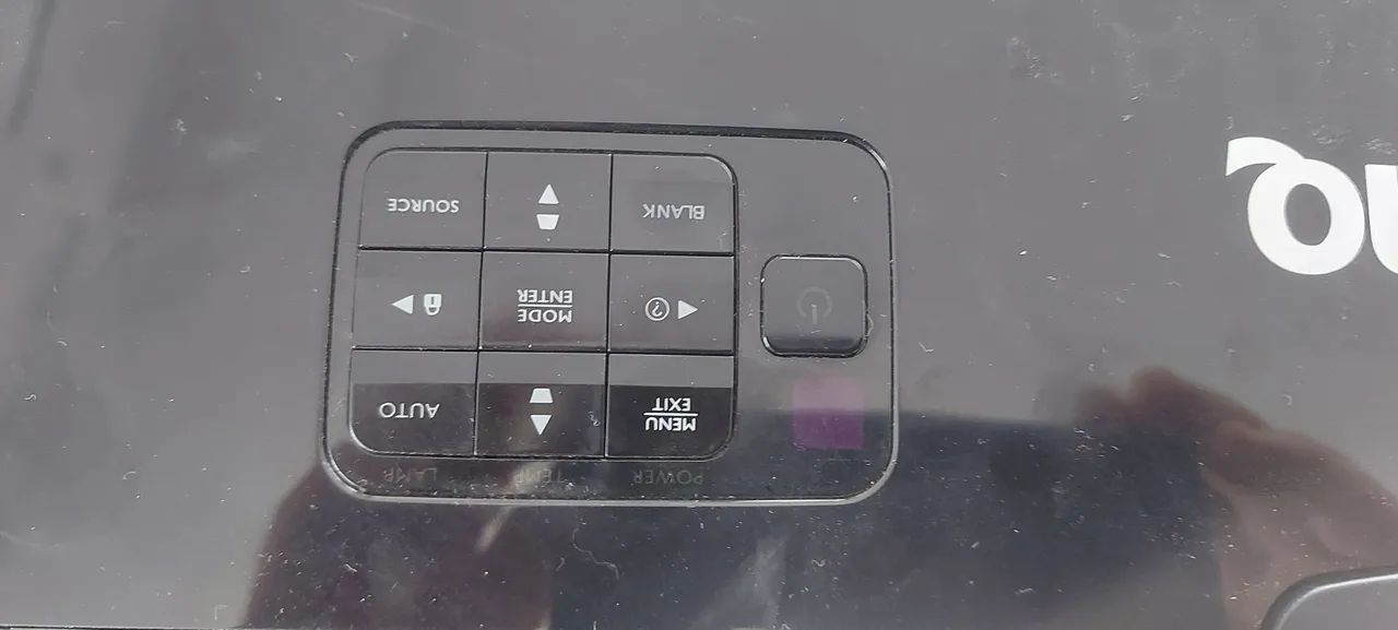 Estou liquidando, Projetor benq hdmi rca rgb sem detalhes - Foto 3