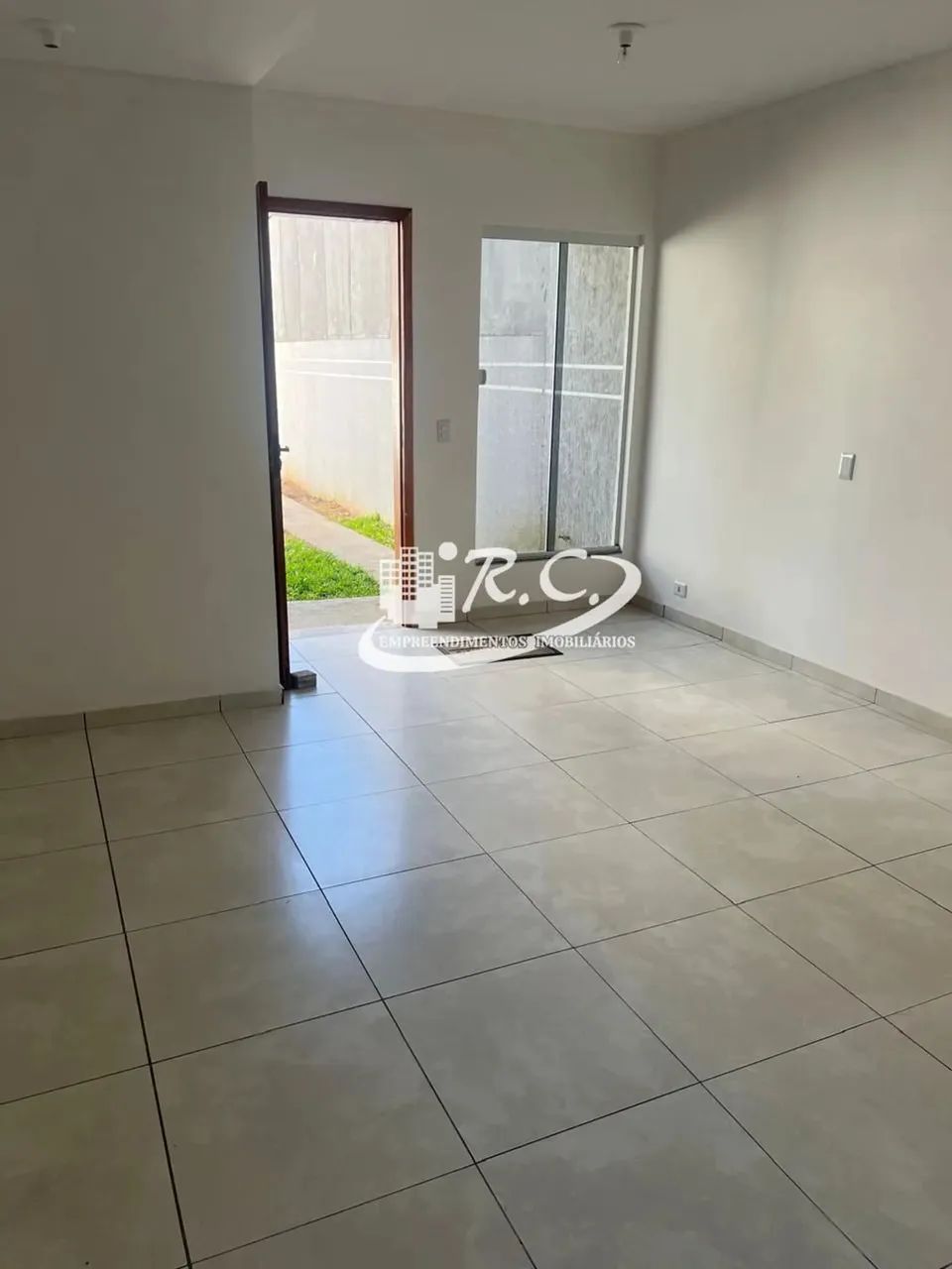 RC Imóveis vende sobrado no Sitio Cercado - Foto 3