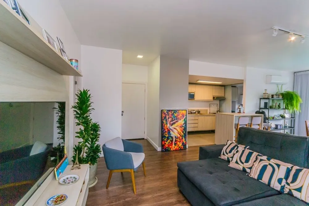 Apartamento com 94 metros 3 quartos 2 vagas no bairro Central Parque em Porto Alegre - RS