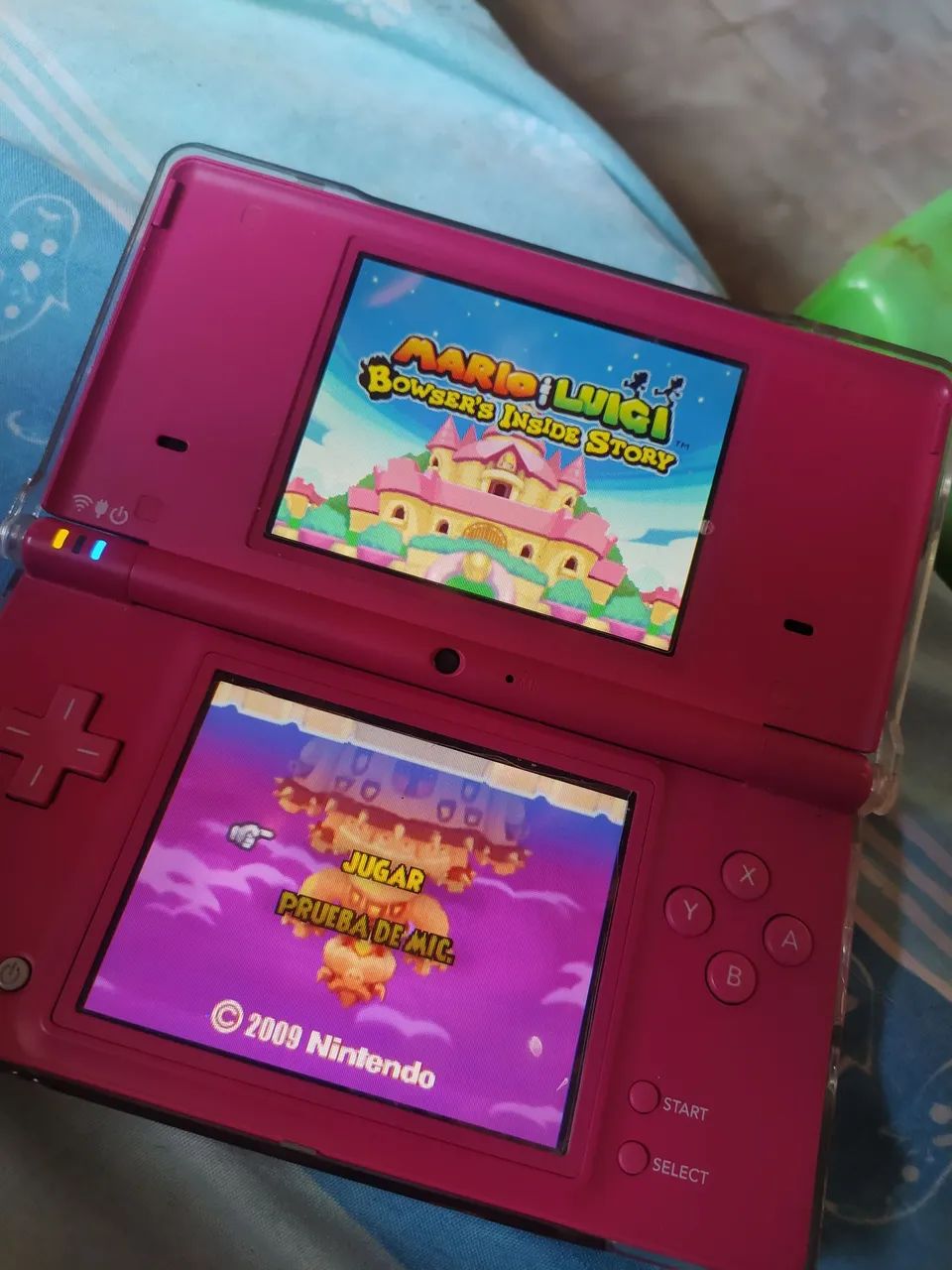 Nintendo DS Rosa com Mario & Luigi: Bowser's Inside Story - Consoles de ...