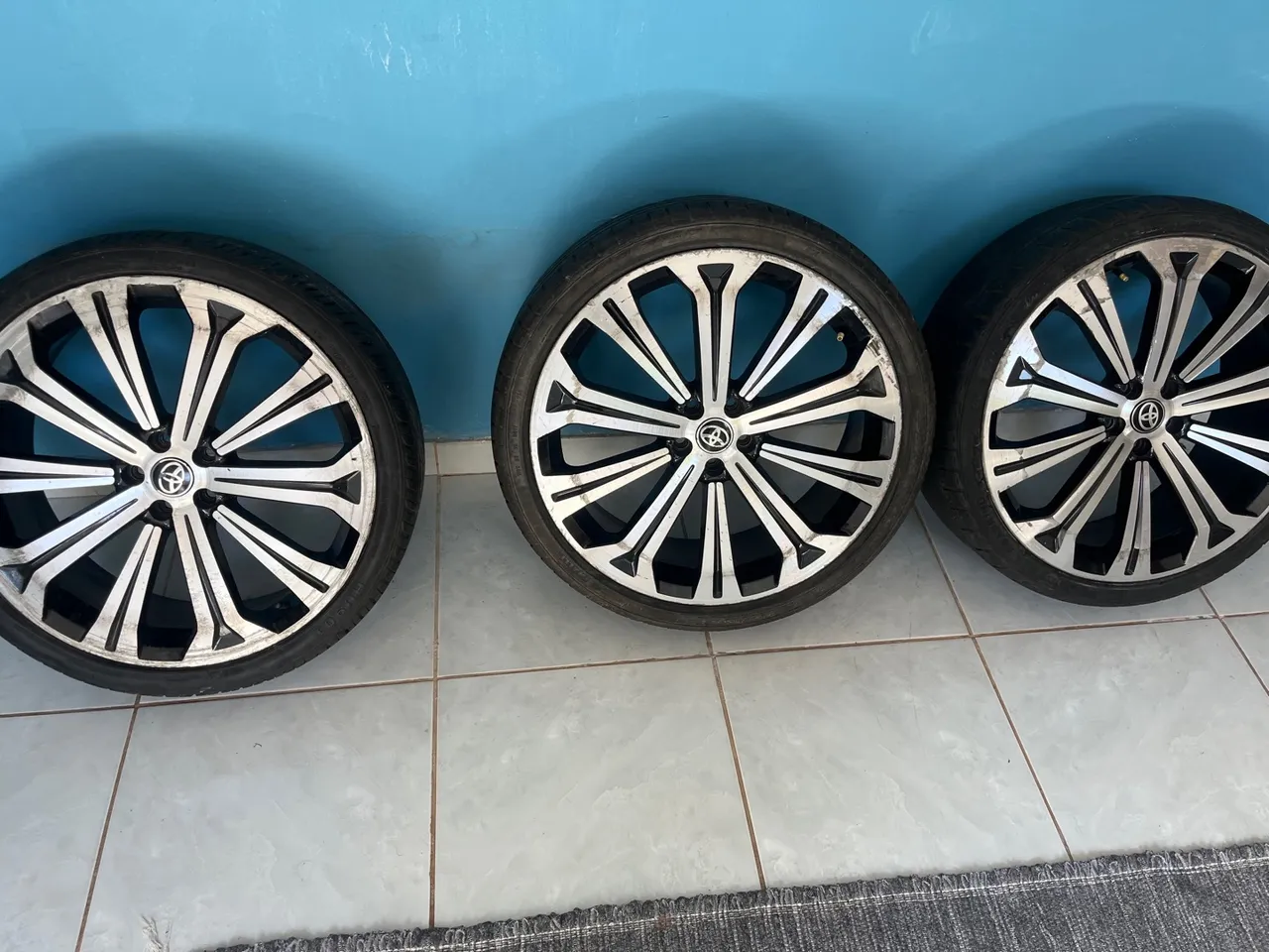 Rodas Toyota Aro 20