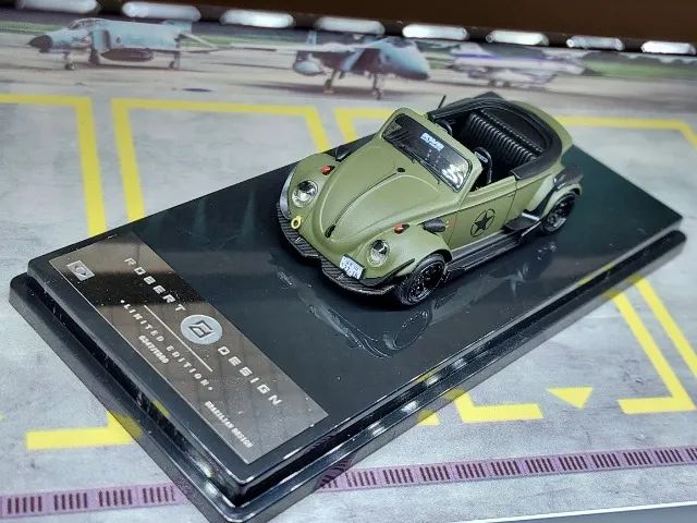 VW Fusca "RWB" 1/64 verde militar - Foto 3