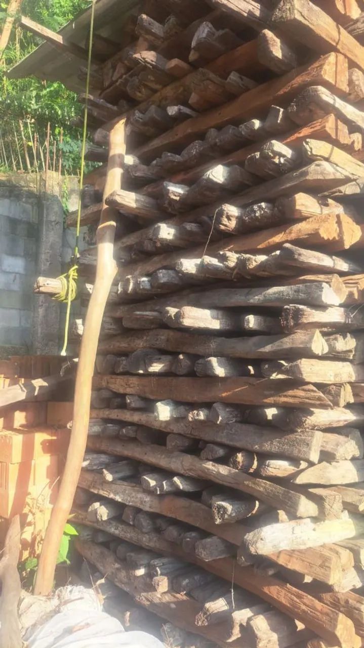 Lasca de aroeira de demolição 