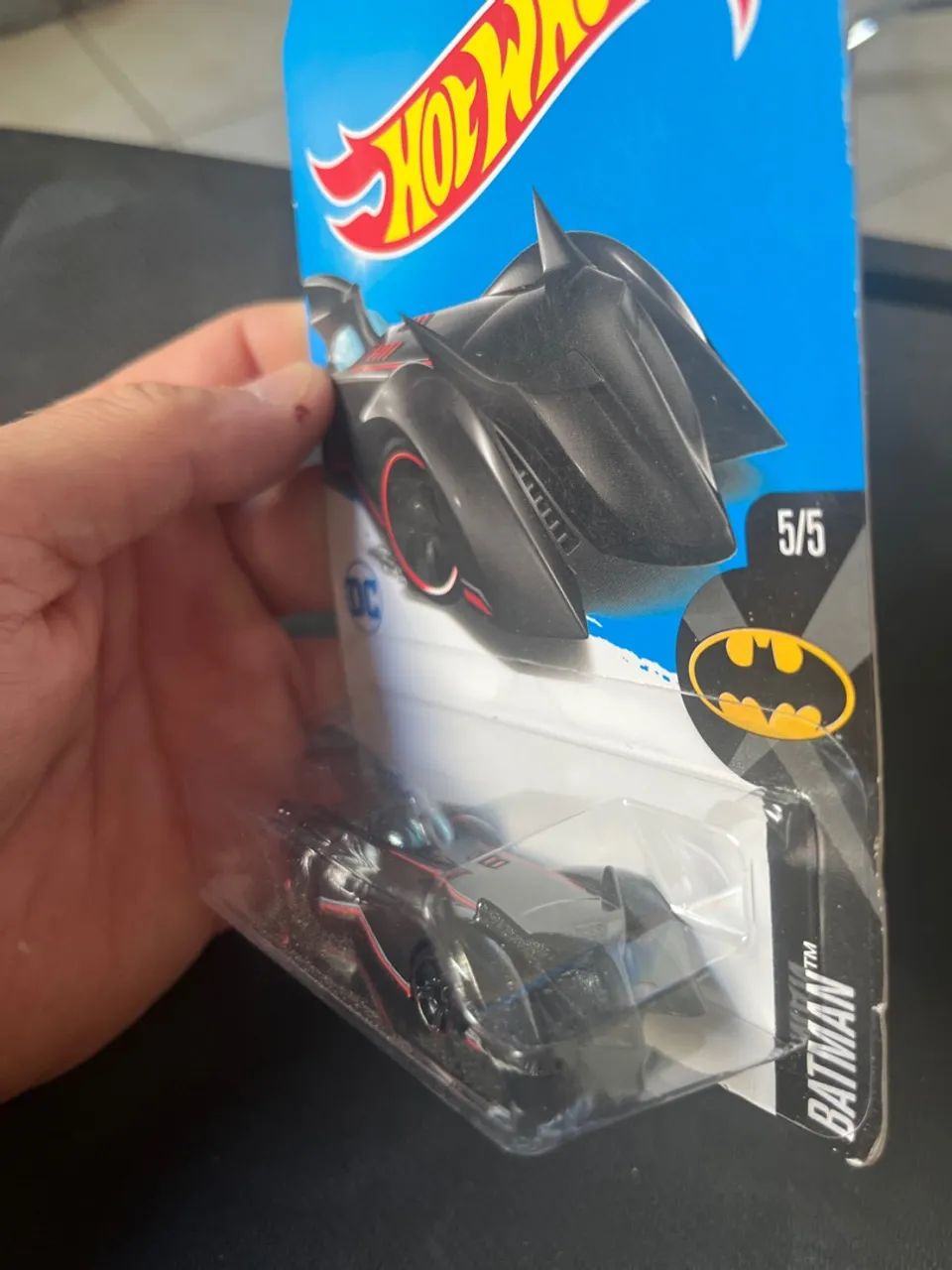 Hot Wheels Batmóvel - Colecionável DC Comics - Foto 2